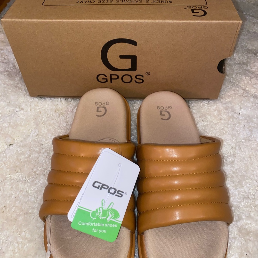 Women's Tan Sandals